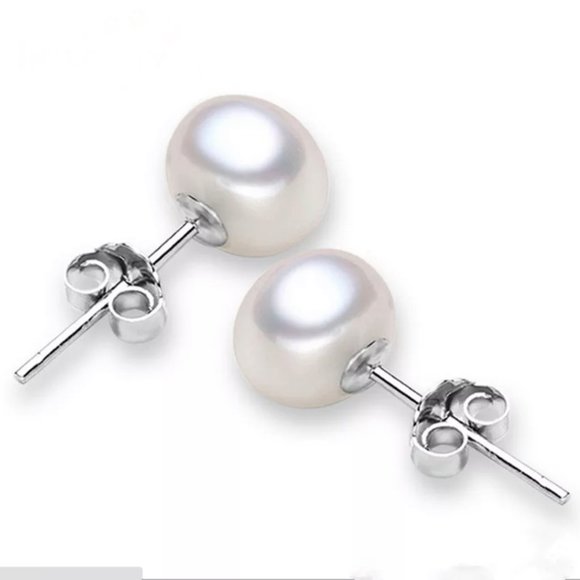 925 Cultured Freshwater Stud Earrings - Picture 2 of 9